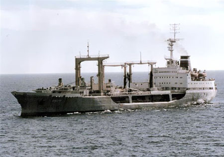Танкер снабжения кораблей ВМФ проекта 1559.В